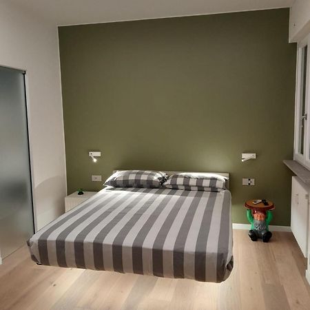 Monolocale Cairoli 18 Lägenhet Fiorenzuola dʼArda Exteriör bild